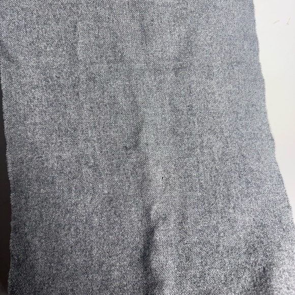 Barneys New York Charcoal Scarf - Picture 5 of 5